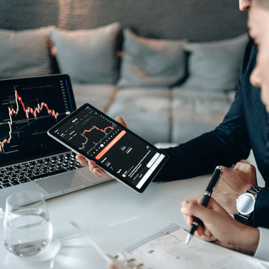 Zyverium Krypto-Investment-Experten-Team